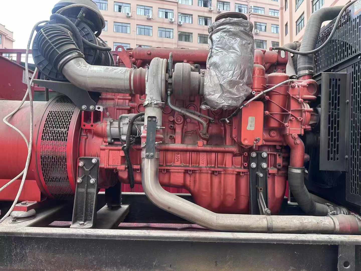 彬县如何选择适合 600kW 柴油发电机组的过载保护器？
